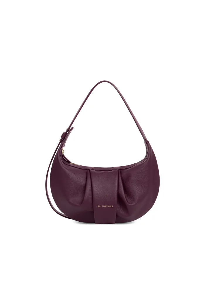 AKOYA PLUM